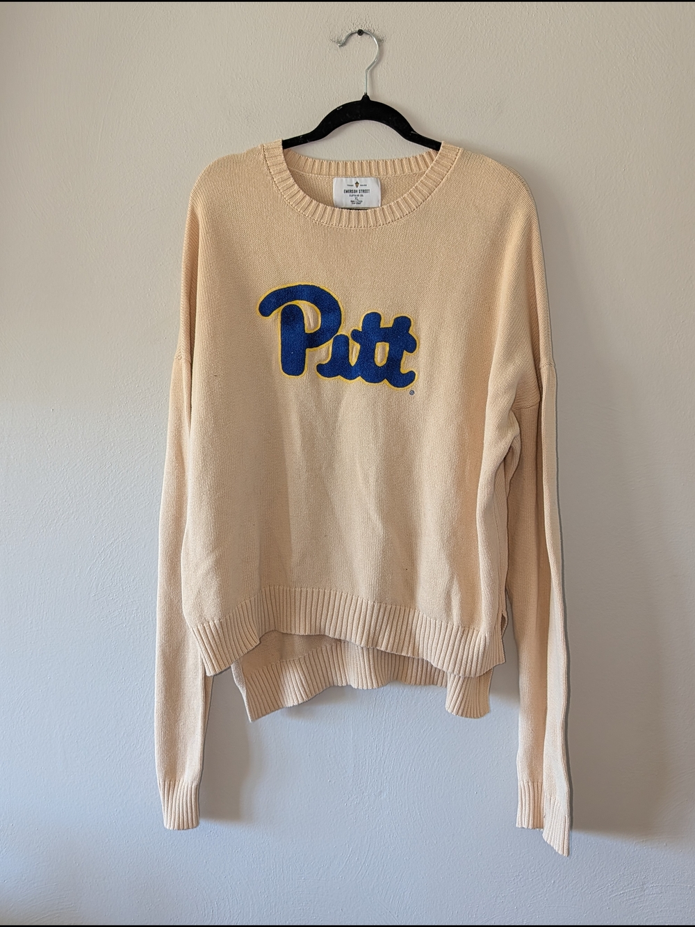 XL Emerson Street Pitt Cream Crewneck Sweater - University Logo Knit
